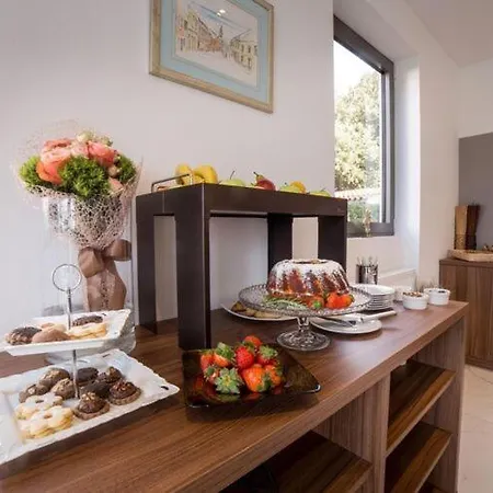 Vaal In Rovinj, With Balcony Rovigno