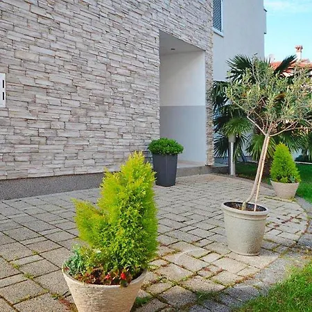 Vaal In Rovinj, With Balcony