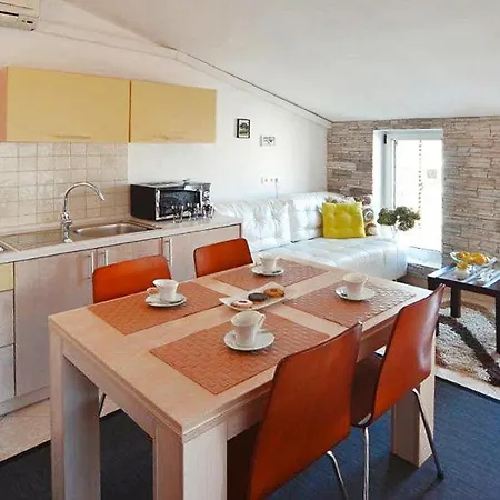Apartment Vaal In Rovinj, With Balcony *