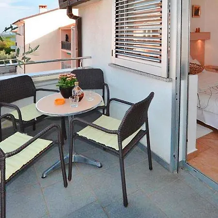 Vaal In Rovinj, With Balcony