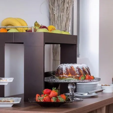 Apartament In Near & Old Town